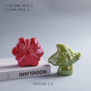 Set of 2 Gloss Ceramic Flower & Mushroom Figurines, Red Daisy & Green Mushroom Spring Cottagecore Table Decor